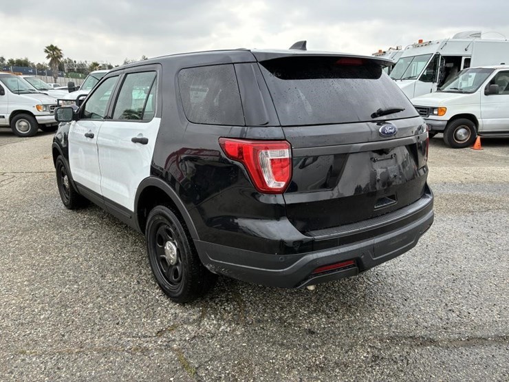 2019-ford-explorer-police-interceptor-image-4