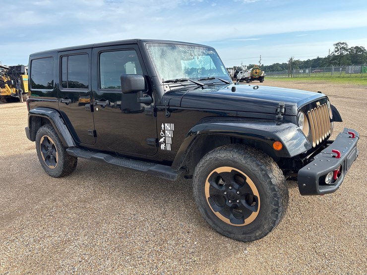 2014-jeep-wrangler-image-2