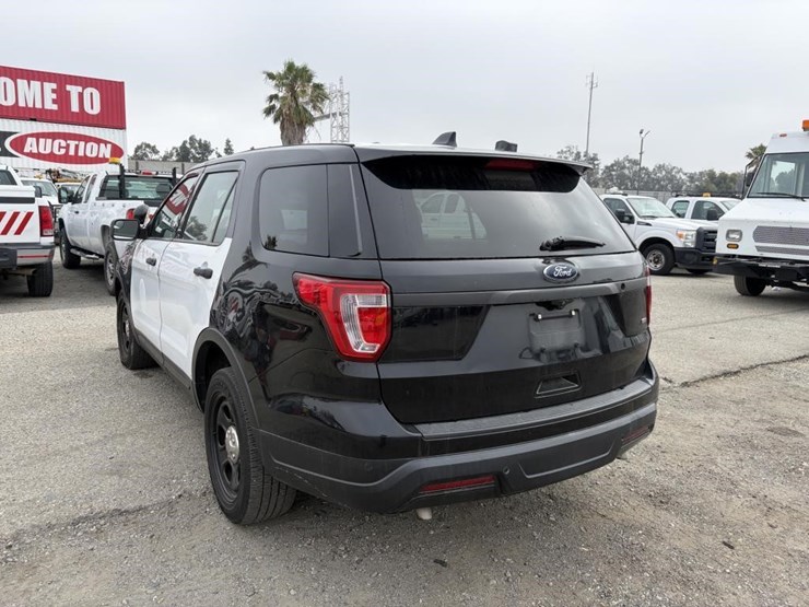 2019-ford-explorer-police-interceptor-image-4