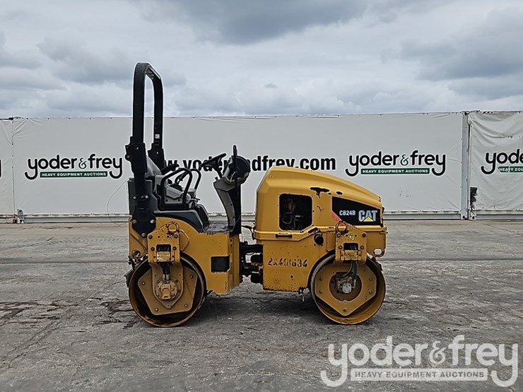 2019-caterpillar-cb24b-image-5