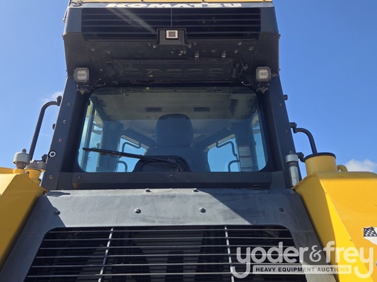 2022-komatsu-d61px-24-image-31