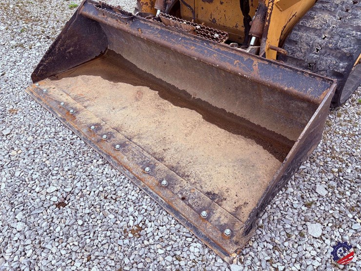 2020-caterpillar-259d3-image-12