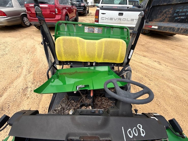 john-deere-gator-image-7