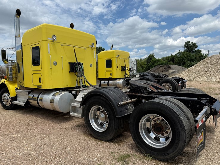 2015-kenworth-t800-image-7