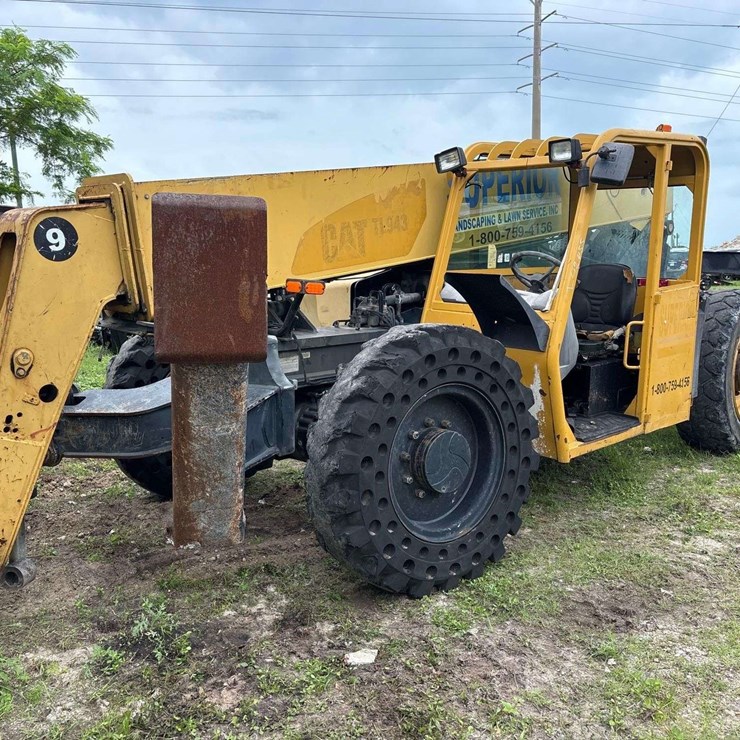 CATERPILLAR TL943