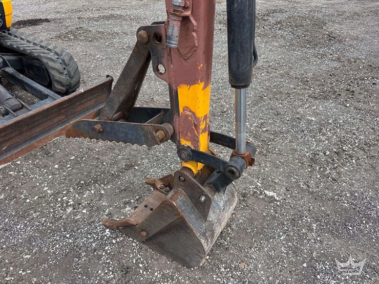 2019-jcb-8029cts-image-8