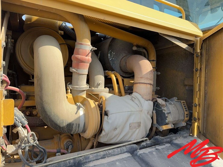 caterpillar-140h-image-24