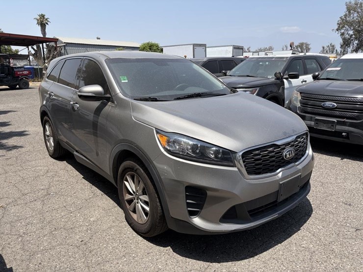 2019-kia-sorento-image-2