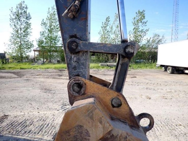 2009-deere-270d-lc-image-29