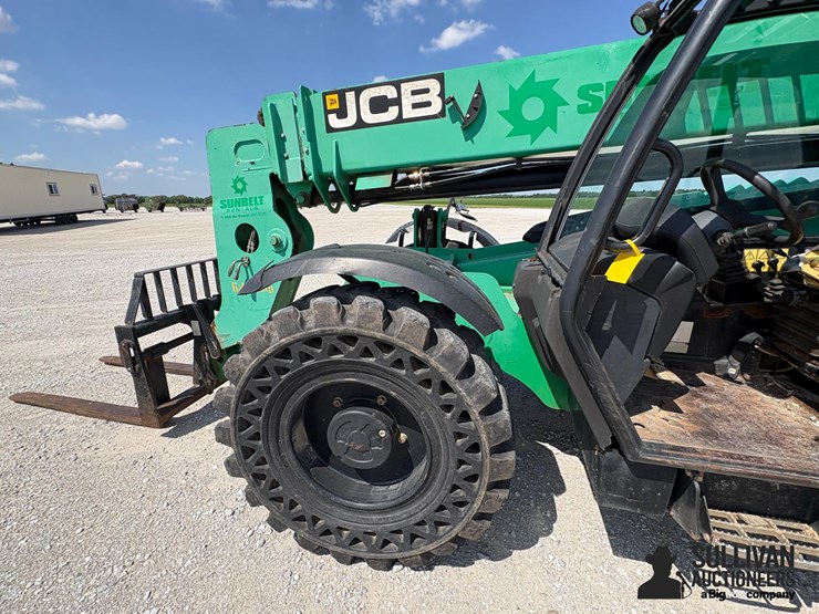 2014-jcb-507-42-image-14