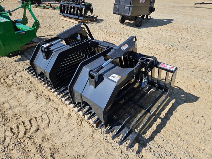 #5023-•-stout-hd82-3-grapple-bucket-image-1