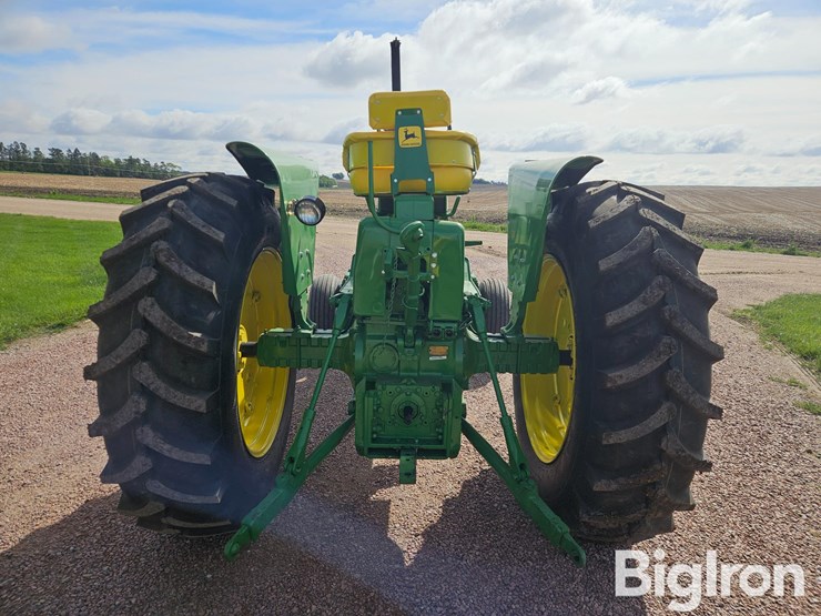 1961-john-deere-4010-image-6