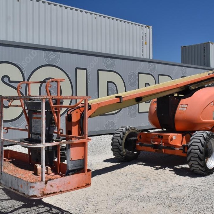 2014 JLG 600A