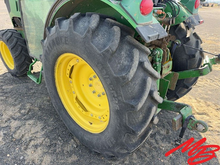 2017-john-deere-5090gn-image-17