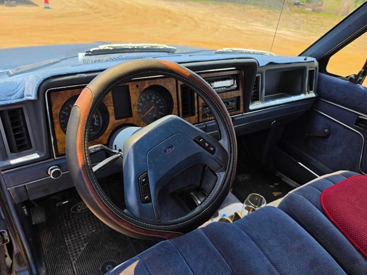 1988-ford-bronco-image-8