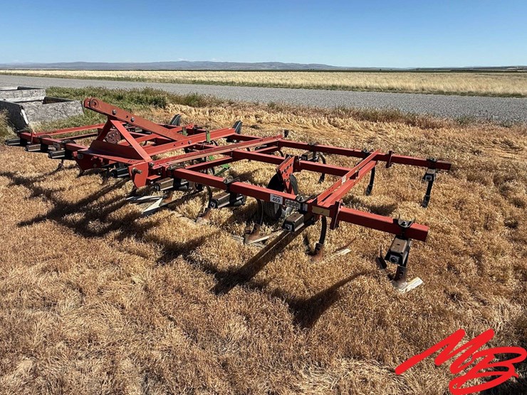 case-ih-4500-image-1