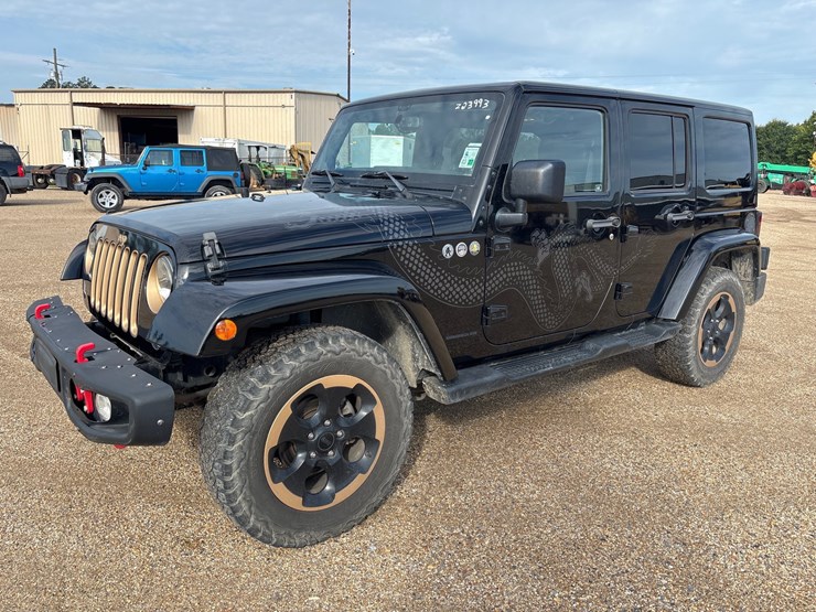 2014-jeep-wrangler-image-1