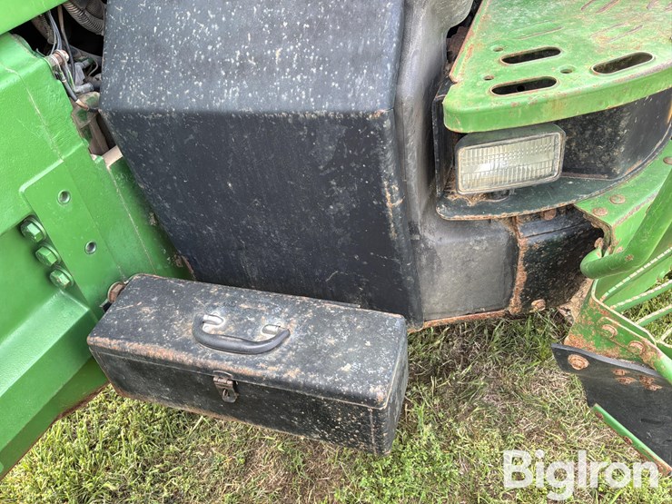 1997-john-deere-8300-image-19