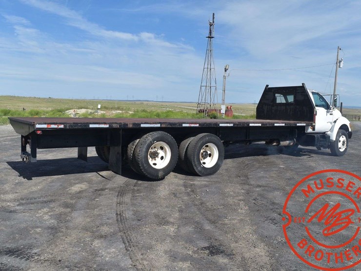 2002-ford-f750-image-9