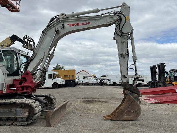 2019-takeuchi-tb2150-image-6