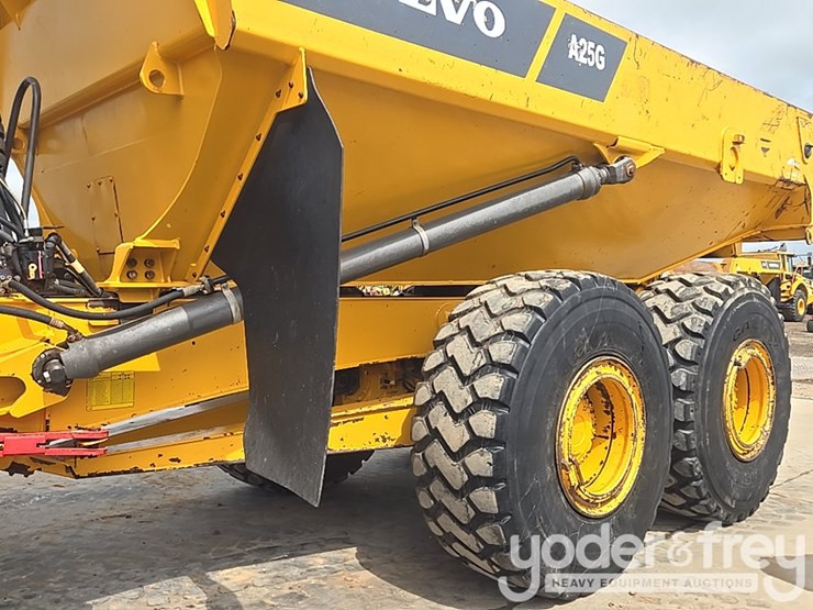 2020-volvo-a25g-image-15