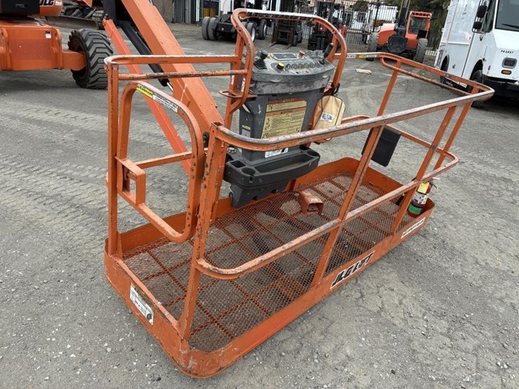 2008-jlg-800aj-image-6