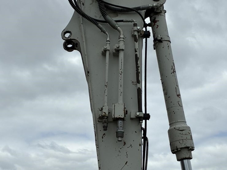 2019-takeuchi-tb2150-image-11