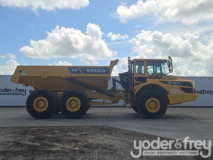 2023-volvo-a25g-image-6