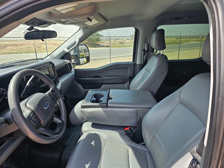 2023-ford-f250-image-5