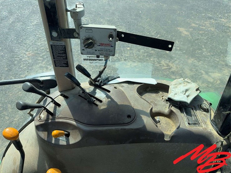 2003-john-deere-5520-image-27