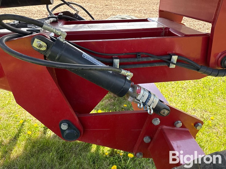 2020-case-ih-475-image-16