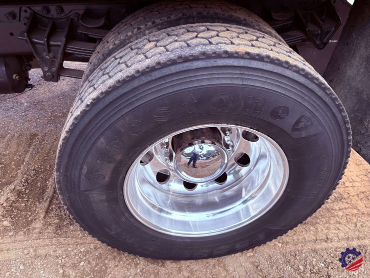 1994-international-8100-image-14