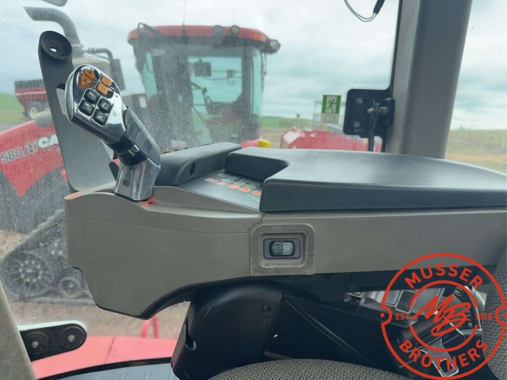 2014-case-ih-550-image-71