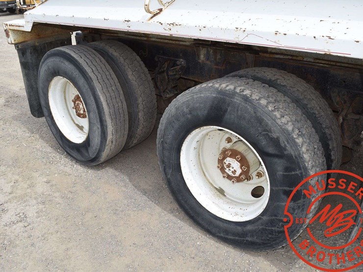 1992-western-star-3864s-image-18