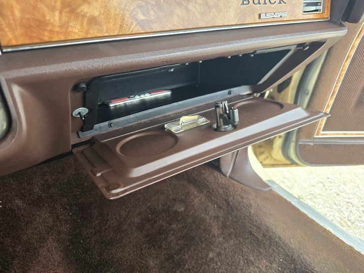 #24004-•-1984-buick-lesabre-passenger-car-image-60