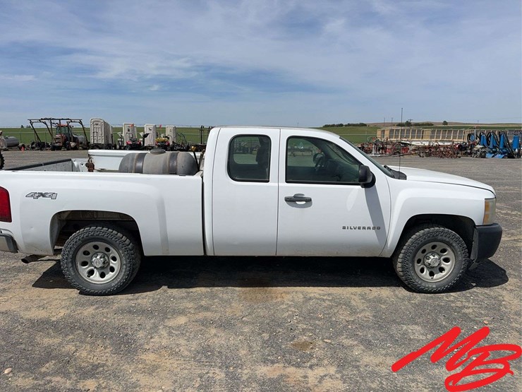 2010-chevrolet-silverado-1500-image-6
