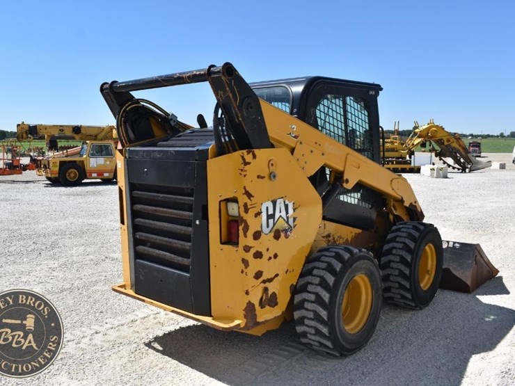 2021-caterpillar-262d3-image-17