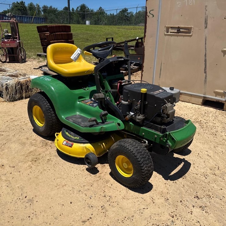 JOHN DEERE LA