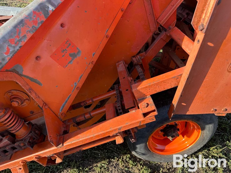 allis-chalmers-66-image-19