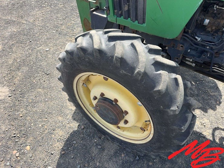 2003-john-deere-5520-image-18