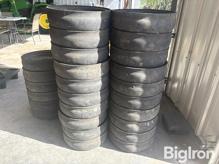 john-deere-planter-gauge-wheels-image-5