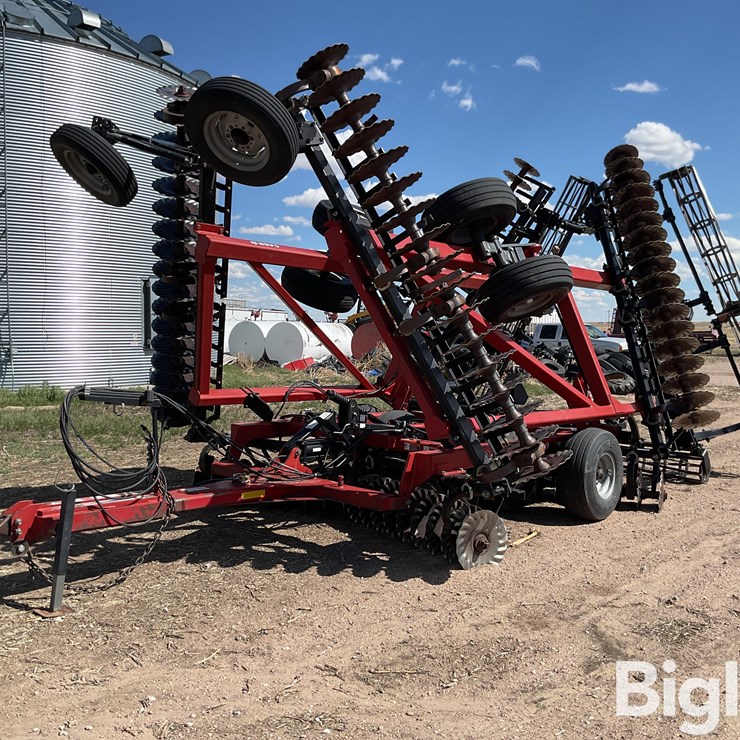 CASE IH 330