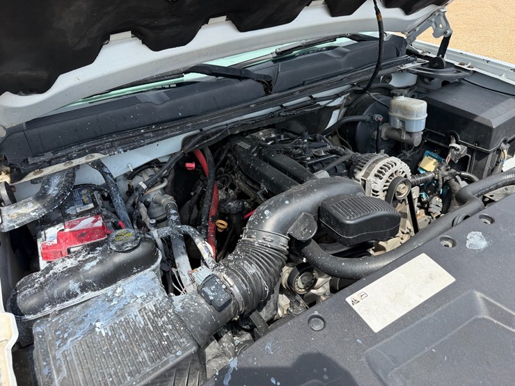 2017-chevrolet-silverado-1500-image-8