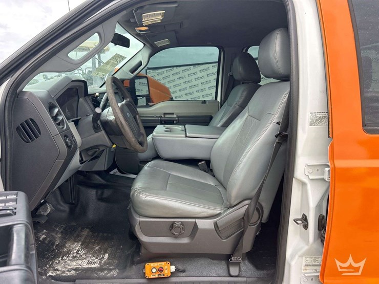 2014-ford-f450-image-12