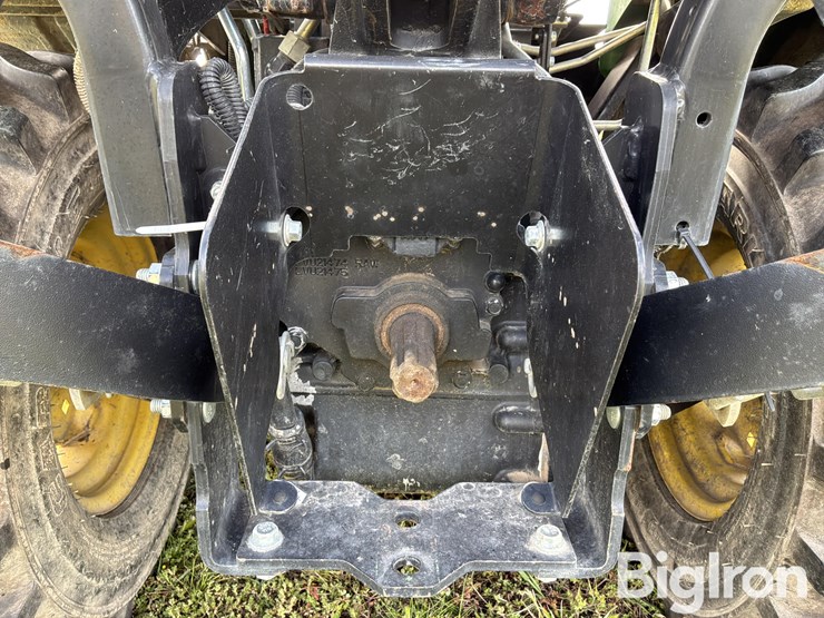 2017-john-deere-1023e-image-16
