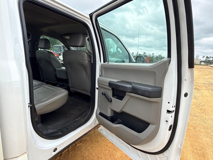 2017-ford-f150-image-7