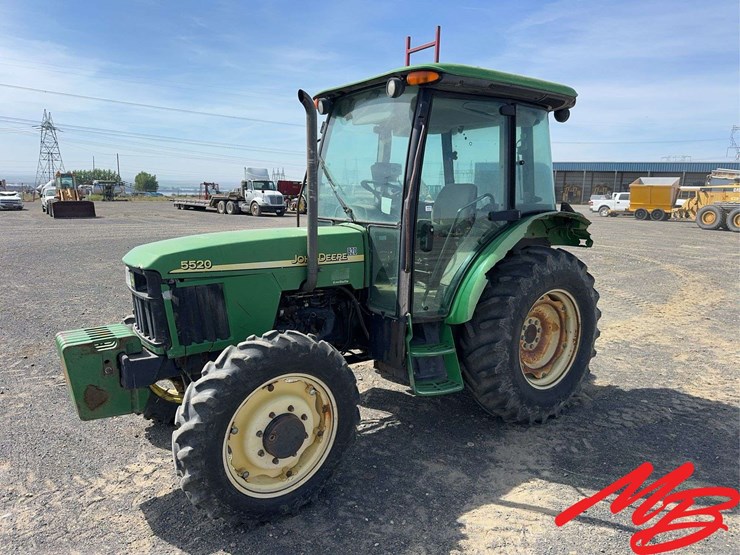 2003-john-deere-5520-image-1