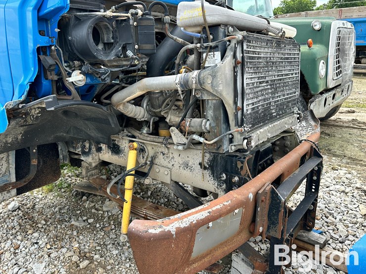 2001-caterpillar-3126-image-13