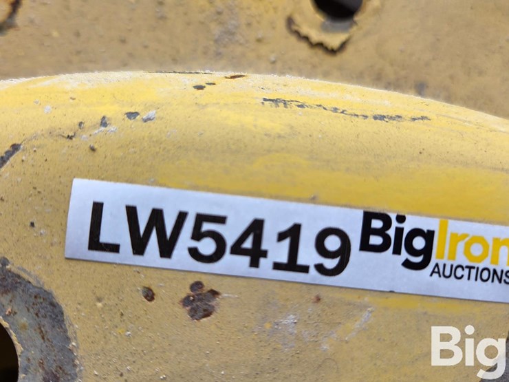 john-deere-28-image-14