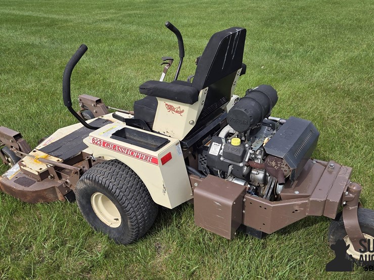 2014-grasshopper-623t-image-7